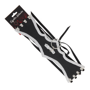 EFFECTIVE BEHAVIOR WHITE APPLIQUE STITCH COLLAR - BLACK