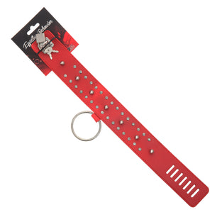 EFFECTIVE BEHAVIOR LOCKED CIRCLE AND SPIKE RIVIT COLLAR - RED